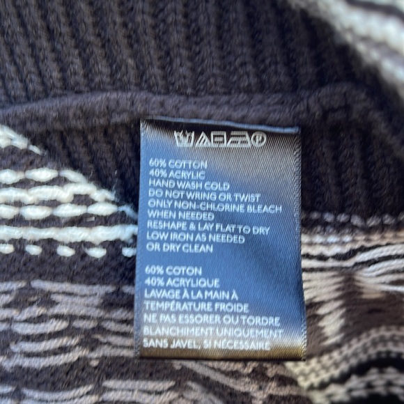 Urban Outfitters Aztec Print Ecote Cozy Cape Poncho Sweater Size XS/S - Picture 6 of 7